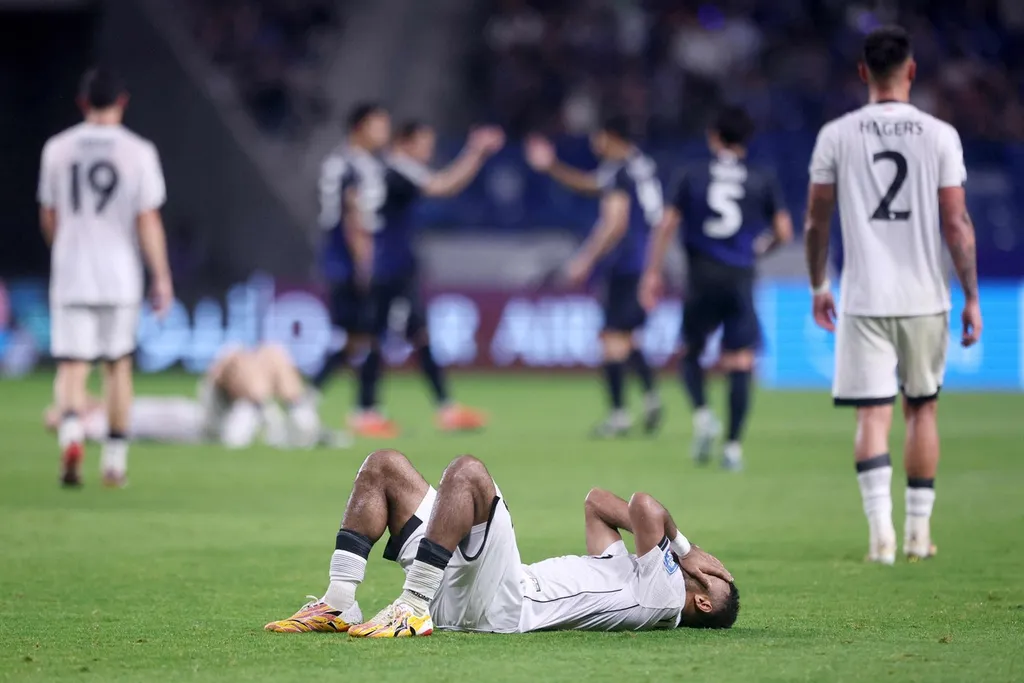 Kluivert Ungkap Penyebab Timnas Indonesia Takluk dari Jepang