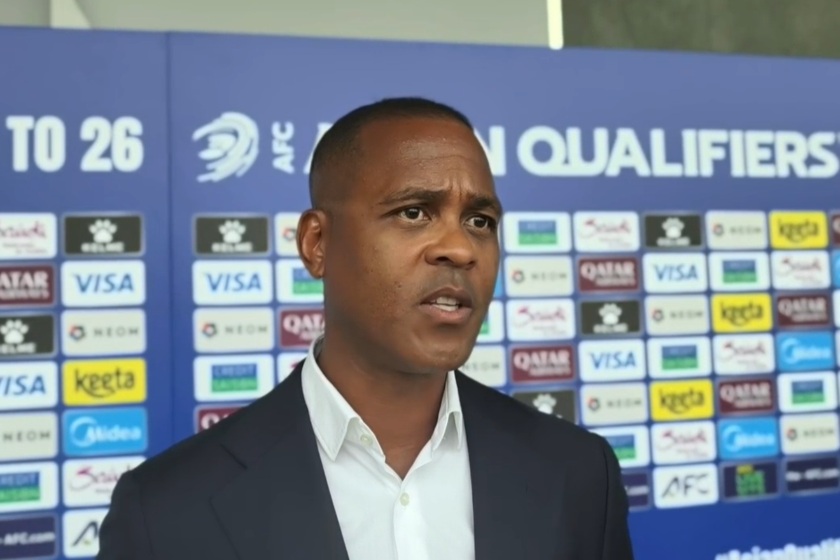Komentar Kluivert Pasca Indonesia Hadapi Arab Saudi dan Irak