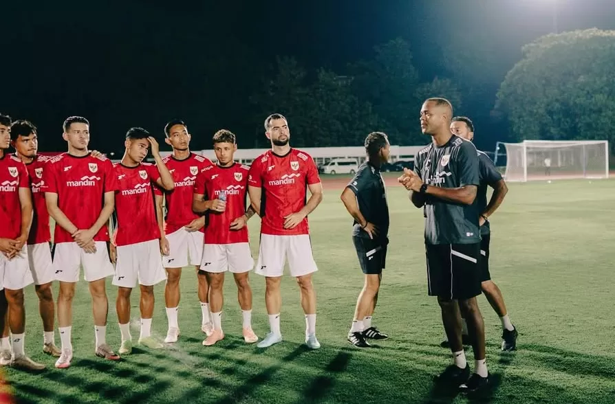 Komentar Kluivert Pasca Indonesia Hadapi Arab Saudi dan Irak